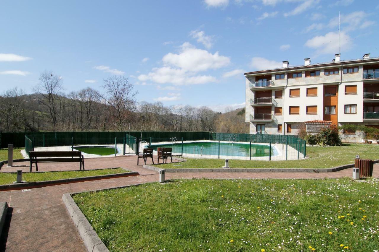Jardín del Sella Cangas de Onís Exterior foto